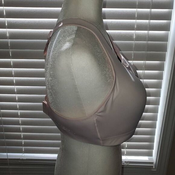 Athleta Phenomena Light Pink Sports Bra 38C - Picture 5 of 8